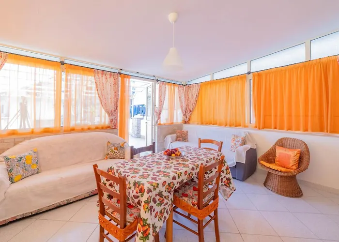 Apartment Maga House *